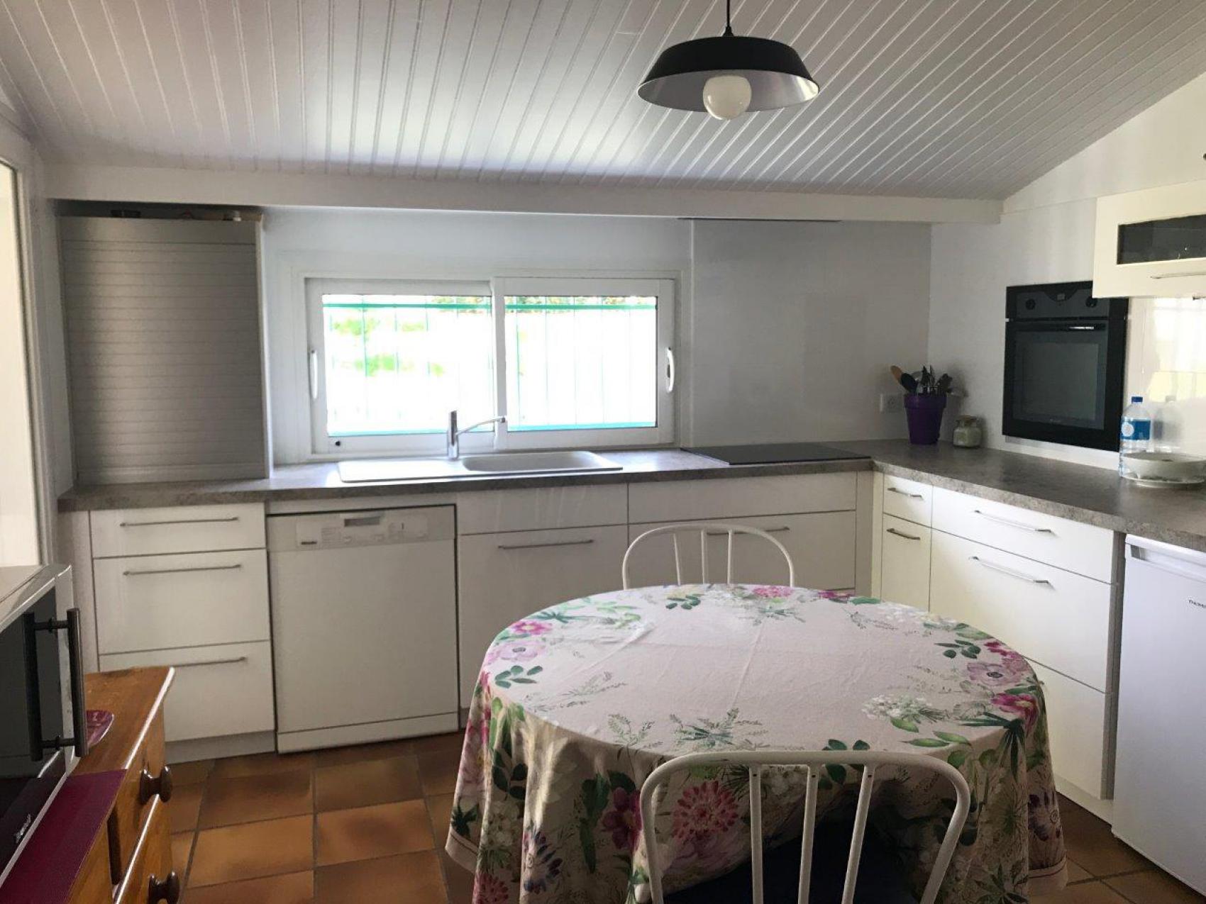 Rénovation et isolation d'une cuisine à Dompierre-Sur-Mer